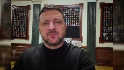 Kaynak:CNN TÜRK Ukrayna liderinin konuya ilişkin açıklamaları şöyle: “Ortaklarımız bizden,