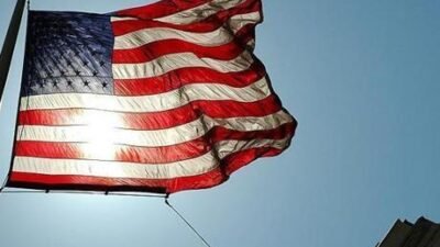 ABD’nin Bağdat Büyükelçiliğinden yayımlanan güvenlik uyarısında, Irak’taki Amerikan vatandaşlarına ülkeden