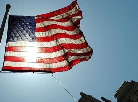 ABD’nin Bağdat Büyükelçiliğinden yayımlanan güvenlik uyarısında, Irak’taki Amerikan vatandaşlarına ülkeden