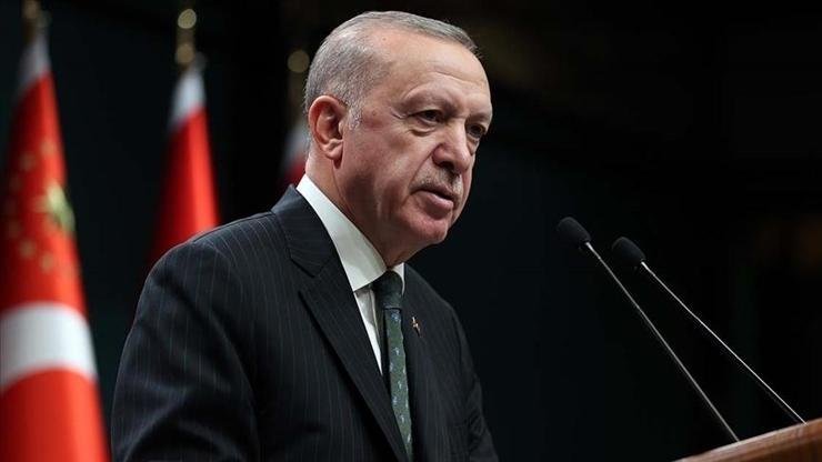 Cumhurbaşkanı Erdoğan’dan şehit ailelerine başsağlığı mesajı Kaynak:AA Cumhurbaşkanı Recep Tayyip Erdoğan, Ağrı’nın Doğubayazıt ilçesinde meydana gelen