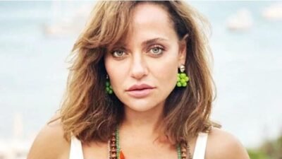 Oyuncu “Katılıyorum. Yaş aldıkça istediklerini yapabilme gücüne erişiyorsun. Önceden ‘Kimse