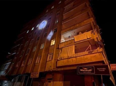Diyarbakır’da 8 katlı bir bina, içinde yaşayan vatandaşların taşıyıcı kolonlardan
