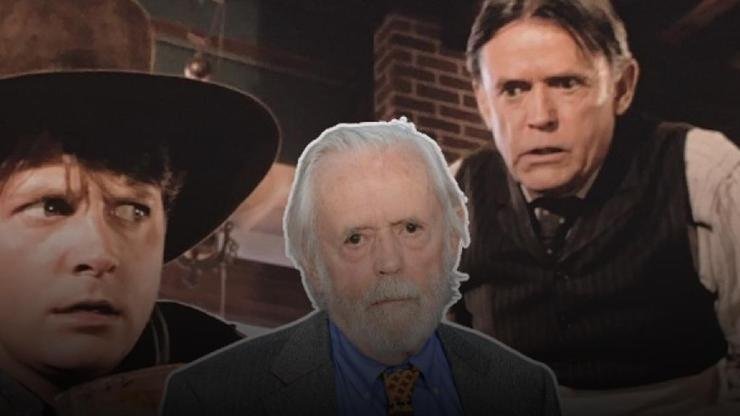 Kaynak:Cnnturk.com ABD’li ünlü oyuncu Matt Clark‘ın Austin kentindeki evinde bel