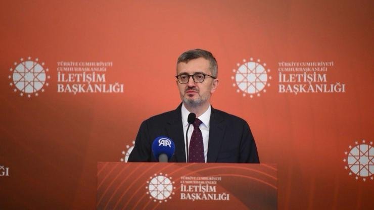 İletişim Başkanı Duran, iftarda basın mensupları ile bir araya geldi ANKARA,(DHA)- İLETİŞİM Başkanı Burhanettin Duran, İstanbul’da düzenlenen iftar programında basın