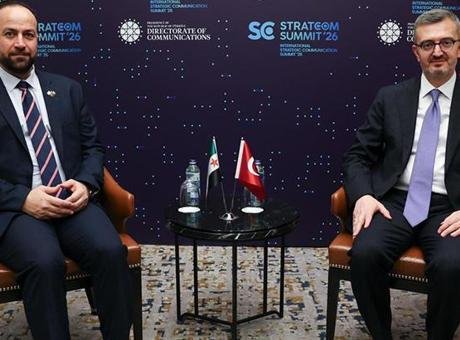 İletişim Başkanı Duran, Suriye Enformasyon Bakanı el-Mustafa ile görüştü Duran, NSosyal hesabından yaptığı paylaşımda, STRATCOM Zirvesi 2026 marjında Suriye