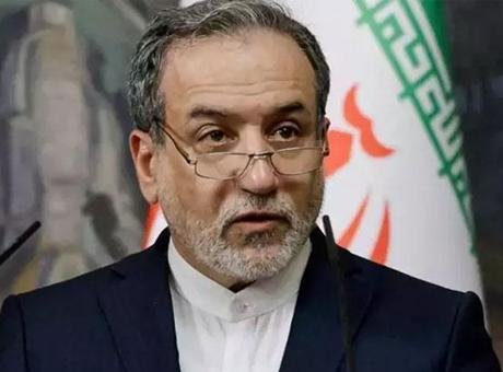 Erakçi, İran devlet televizyonuna gündeme ilişkin açıklamalarda bulundu. Müzakere iddialarına