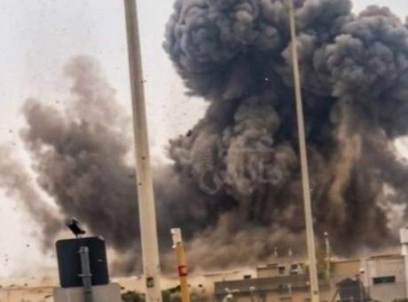 İran’dan yeni misilleme başlatıldığının duyurulmasının ardından İsrail’in güneyinde Dimona Nükleer