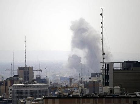 İran Kızılayı tarafından yapılan açıklamada, ABD-İsrail’in saldırılarında 6 bin 668