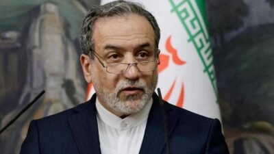 Kaynak:İHA İngiltere, ABD’nin Hürmüz Boğazı’nı hedef alan İran bağlantılı unsurlara