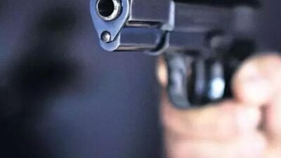 Muhittin Erenler Mahallesi 2169 Sokak’ta ikamet eden Havva Ç. (34)