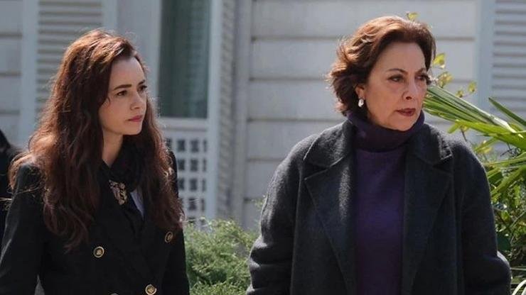 KISKANMAK DİZİSİ YENİ BÖLÜMÜ NE ZAMAN? Kıskanmak dizisi bu akşam yok mu, neden yok? 31 Mart Salı Now tv yayın akışı Kaynak:Cnnturk.com Başrollerinde birbirinden ünlü oyuncuların yer aldığı Kıskanmak dizisine dair