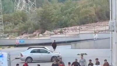 Muğla’da yurdun 4’üncü kat penceresinden atlayan üniversite öğrencisi öldü Cavit AKGÜN/ MUĞLA, (DHA)- MUĞLA’da psikolojik sorunları olduğu ileri sürülen