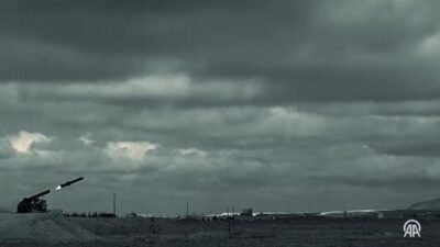 Kaynak:CNN TÜRK Lazer güdümlü orta menzilli tanksavar sistemi füzesinin ilk