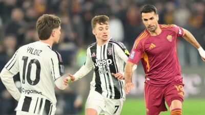 Roma – Juventus ÖZET | 6 gollü maçta puanlar paylaşıldı Karşılaşmaya tempolu başlayan ev sahibi Roma, ilk yarıda net fırsatlar