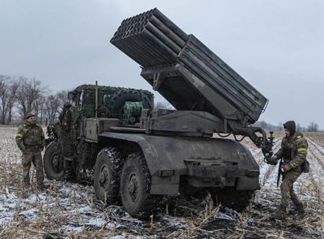 Washington Post: Pentagon, Ukrayna’ya yapılacak askeri yardımı Orta Doğu’ya yönlendirecek Washington Post’a (WP) konuşan konuyla ilgili üç kişiye göre, Pentagon,