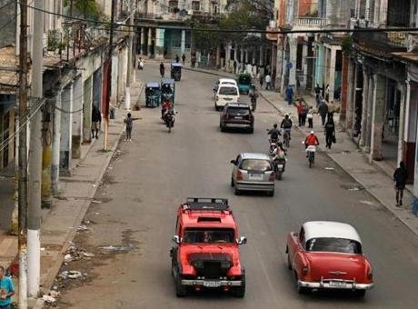 ABD Başkanı Donald Trump, İran yönetiminin pes edeceğini savunarak, daha