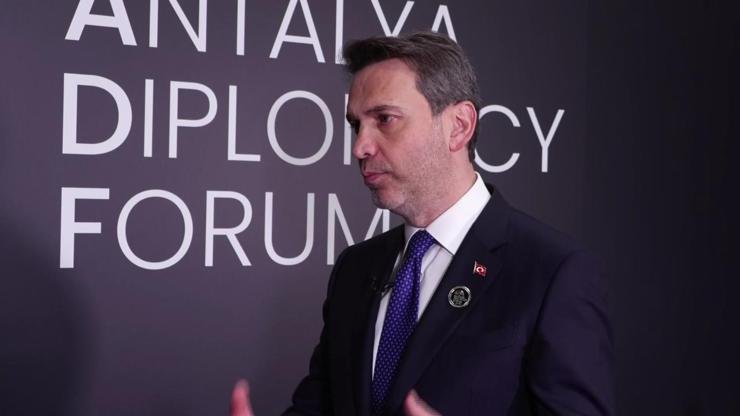 Bakan Bayraktar’ın konuşmasının satır başlıkları: Akaryakıt fiyatlarında halka yardımcı oluyoruz.