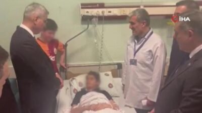 Kaynak:İHA Kahramanmaraş Onikişubat ilçesinde bulunan Ayser Çalık Ortaokulunda yapılan silahlı