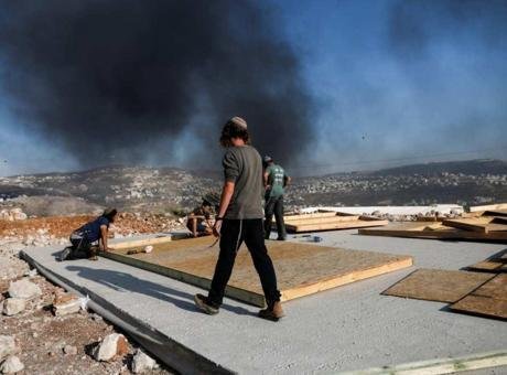 Filistin Sağlık Bakanlığından yapılan yazılı açıklamada, Filistin topraklarını gasbeden İsraillilerin,