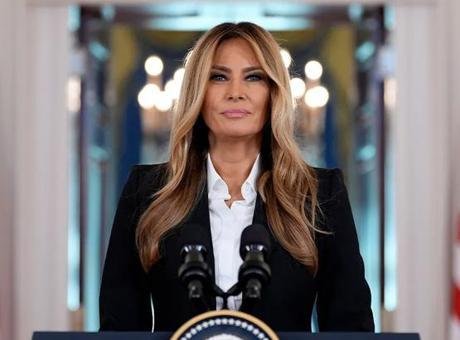 ABD Başkanı Donald Trump’ın eşi Melania Trump, Beyaz Saray’da kameralar