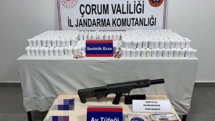 Yusuf ÇINAR/ÇORUM,(DHA)- ÇORUM İl Jandarma Komutanlığı ekiplerince uyuşturucuyla mücadele kapsamında