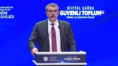 Kaynak:CNN TÜRK “Okul saldırılarını artık geniş bir zeminde tartışmak mecburiyetindeyiz.