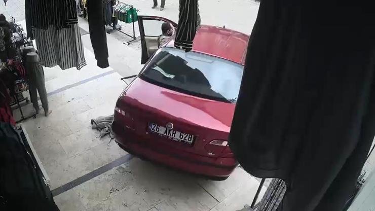 Kaynak: DHA Olay, geçen cuma günü akşam saatlerinde Zafer Caddesi’nde