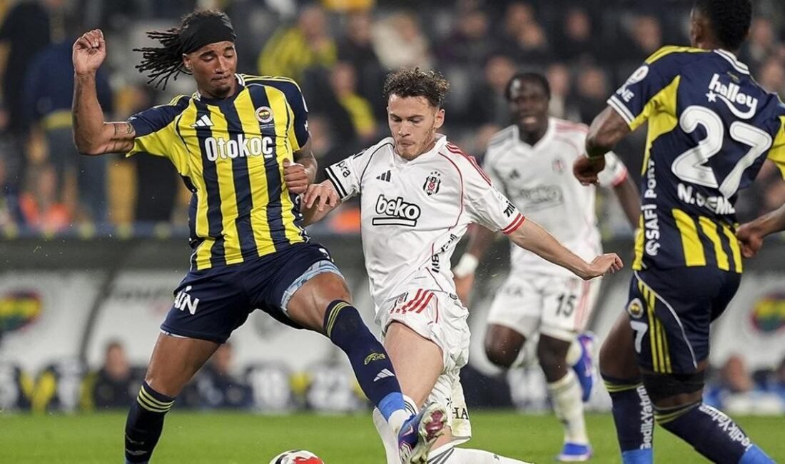 Fenerbahçe 1-0 Beşiktaş Maç Özeti | Kanarya, derbide son dakika golüyle güldü Fenerbahçe’nin İtalyan teknik direktörü Domenico Tedesco, bu sezon beşinci derbisine