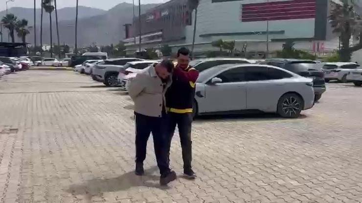 Ufuk AKTUĞ/ İSKENDERUN(Hatay), (DHA)- HATAY’ın İskenderun ilçesinde, Kahramanmaraş’taki okul saldırısıyla