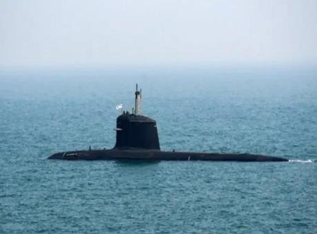 Hindistan yeni nükleer denizaltısı INS Aridhaman’ı suya indirdi! Savunma Bakanı’ndan dikkat çeken sözler Press Trust of India (PTI) ajansının haberine göre, Hindistan’ın INS