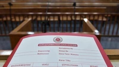 Kaynak: DHA İstanbul Büyükşehir Belediye Başkanlığı görevinden uzaklaştırılarak tutuklanan Ekrem