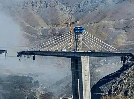 ABD ve İsrail, İran’ın başkenti Tahran yakınlarındaki Kerec kentine düzenlediği