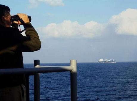 Orta Doğu’da savaş gerginliği sürerken, İran Devrim Muhafızları Ordusu Deniz