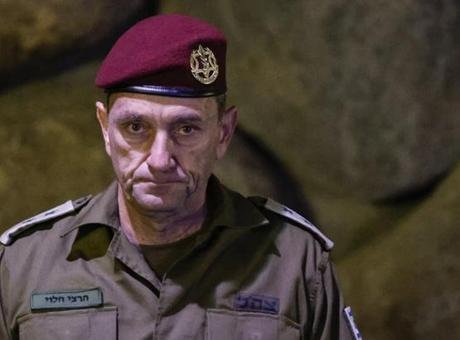 İranlı hackerlar Eski İsrail Genelkurmay Başkanı Halevi’yi hackledi! Gizli fotoğraf ve videolar sızdı The Times of Israel gazetesinin haberine göre, grubun elinde 19