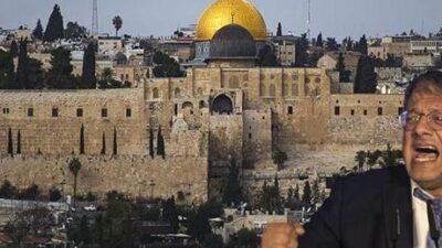 İsrailli bakandan Kudüs’te tansiyonu zirveye çıkaran hamle! Ben–Gvir’den Mescid-i Aksa’ya baskın Kudüs İslami Vakıflar İdaresinden yapılan açıklamada, Ben-Gvir’in, Mescid-i Aksa’nın batı