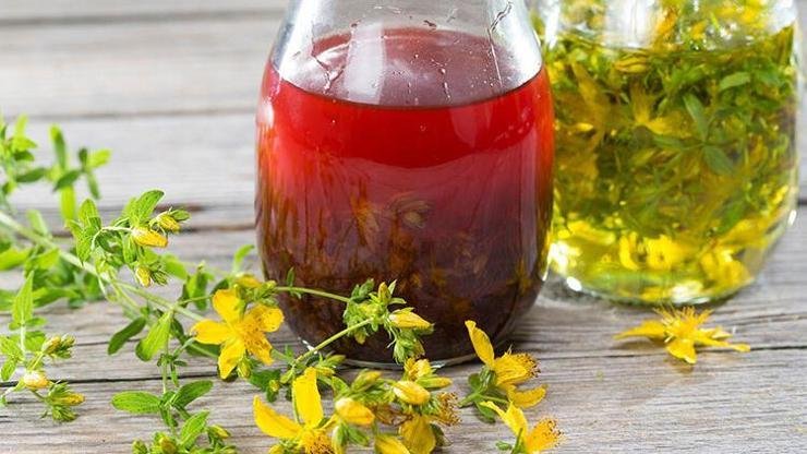 Kantaron Yağı Kantaron yağı iki farklı şekilde bulunmaktadır. Sarı kantaron