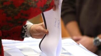 Yaklaşık 6,5 milyon kayıtlı seçmenin bulunduğu Bulgaristan’da, son 5 yılda