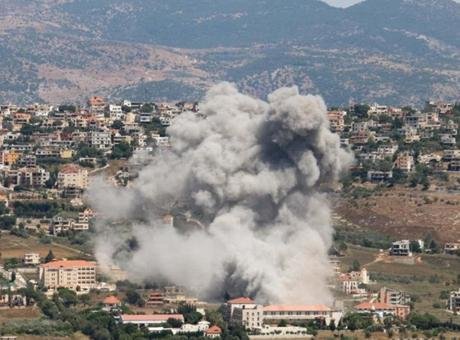 Lübnan merkezli Hizbullah’a yakınlığıyla bilinen Al-Mayadeen kanalı, Lübnan’da 1 haftalık