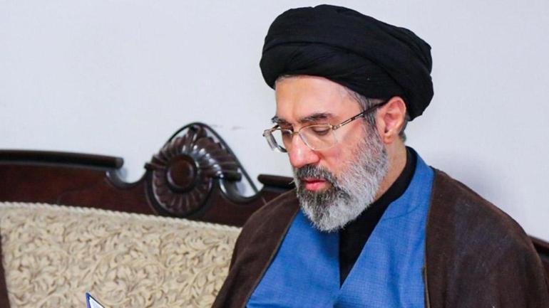 Mücteba Hamaney hayatta mı? Kritik iddialar Kaynak:CNN TÜRK İran’ın yeni dini lideri Mücteba Hamaney’in sağlık durumu