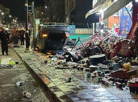 Kaza, gece yarısı Yenimahalle Hayri Sığırcı Caddesi üzerinde meydana geldi.