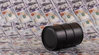 Ateşkes açıklamasının ardından Brent petrolün varil fiyatı uluslararası vadeli piyasalarda