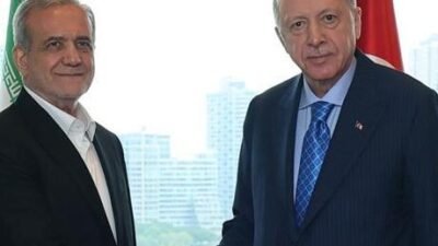 Pezeşkiyan’dan Türkiye’ye övgü: Savaş kışkırtıcılığına karşı duruşları tarihsel köklerinden kaynaklanıyor İran Cumhurbaşkanı Mesud Pezeşkiyan, X sosyal medya hesabından paylaştığı mesajında,