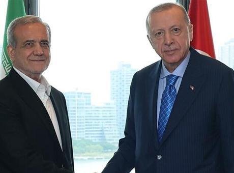 İran Cumhurbaşkanı Mesud Pezeşkiyan, X sosyal medya hesabından paylaştığı mesajında,