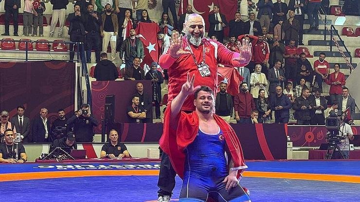 Kaynak:AA Millî sporcumuz Rıza Kayaalp,&nbsp;Arnavutluk’un başkenti Tiran’daki 2026 Avrupa Güreş