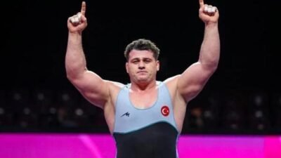 Kaynak:Cnnturk.com Rıza Kayaalp hakkında ayrıntılar sorgulanmaya başlandı. Son dakika haberine