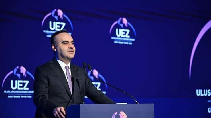 Sanayi ve Teknoloji Bakanı Mehmet Fatih Kacır: Küresel ticaretin merkez ülkelerinden biriyiz Sanayi ve Teknoloji Bakanı Mehmet Fatih Kacır, Türkiye’nin bulunduğu konumun