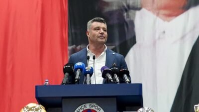 Fenerbahçe’de derbinin ardından Domenico Tedesco dönemi sona erdi. Sarı-lacivertliler, teknik