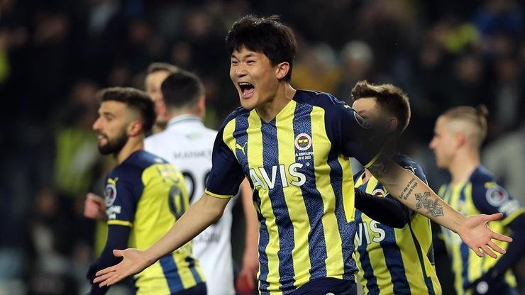 TRANSFER HABERİ | Fenerbahçe’den Kim Min-jae hamlesi Kaynak:Cnnturk.com Sezon sonu kadrosuna dikkat çekici ve ses getirecek eklemeler