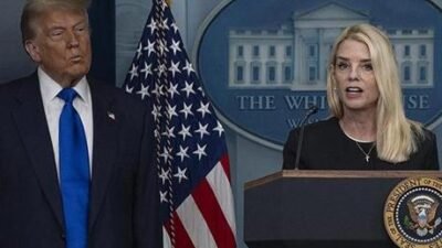 Trump, sosyal medya hesabından yaptığı açıklamada, Adalet Bakanı Bondi’nin görevden