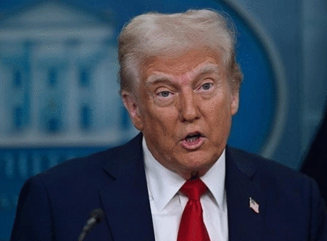 ABD Başkanı Donald Trump, İran’a anlaşmaya yanaşarak Hürmüz Boğazı’nı açması